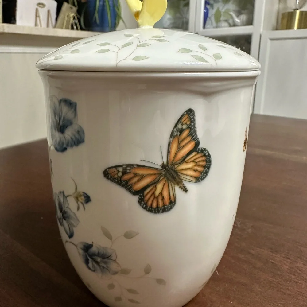 🧡Lenox Butterfly Meadow Collection Medium Porcelain Canister🧡 - Picture 2 of 13